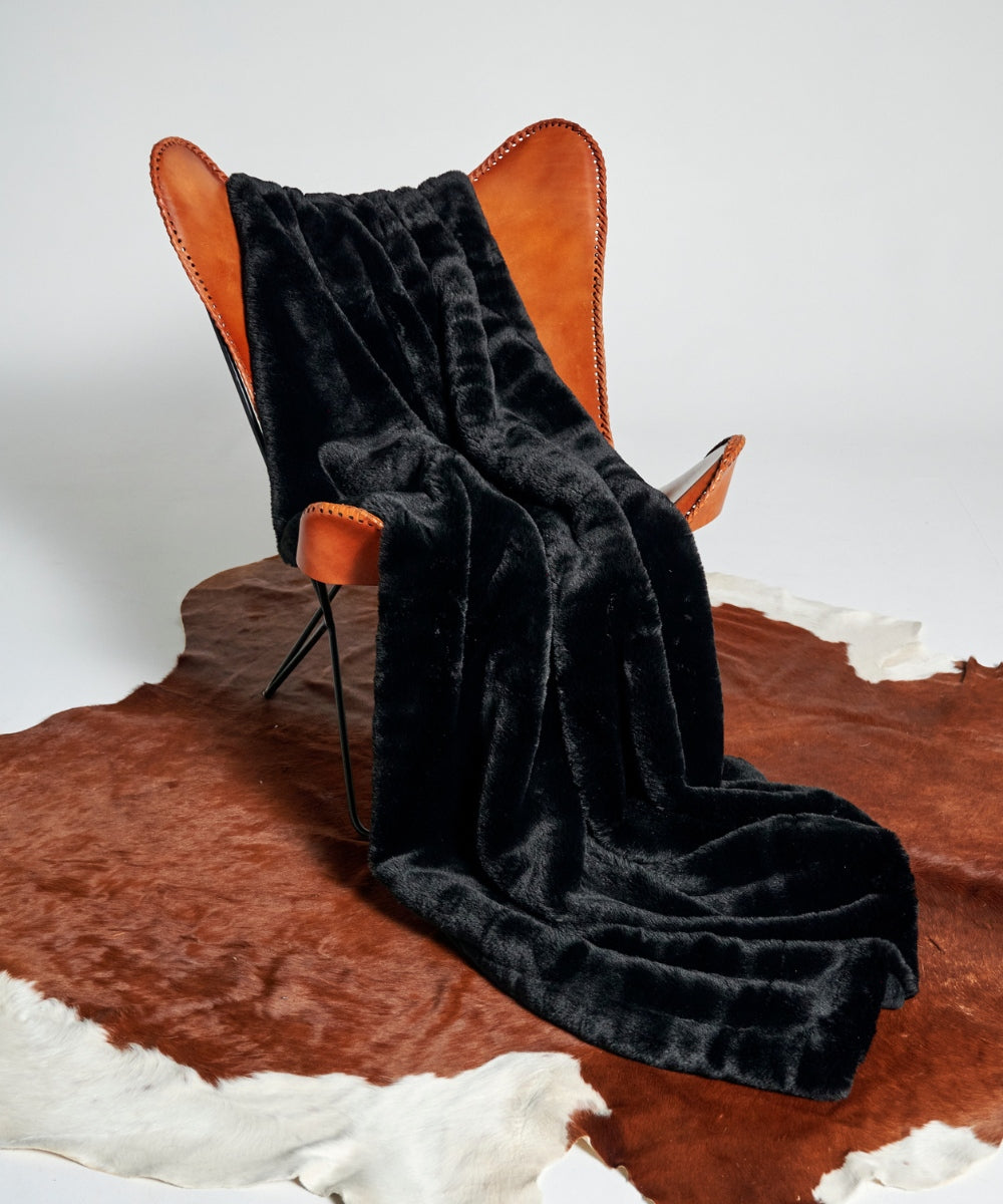 Plaid Fausse fourrure Panthère noire thumbnail 4