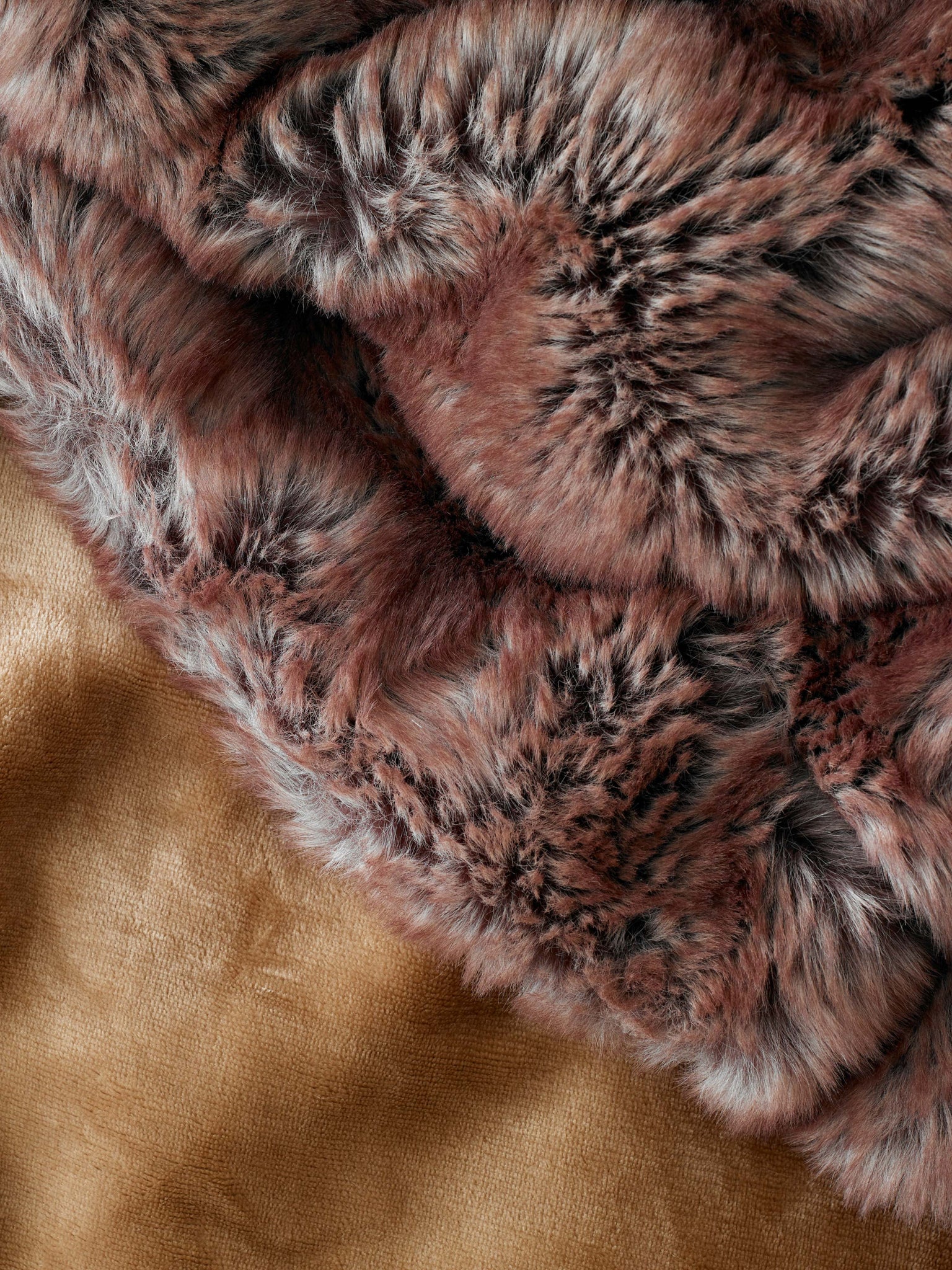 Plaid Fausse Fourrure Loup thumbnail 9
