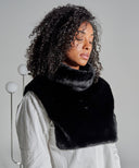 plastron fourrure noir